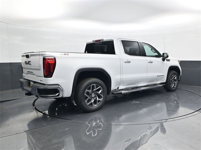 2026 Gmc Sierra 1500 SLT photo 3