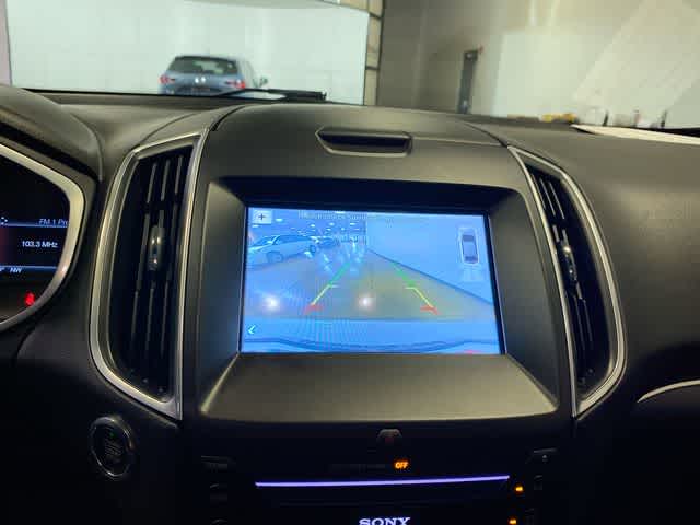 2016 Ford Edge Titanium photo 23