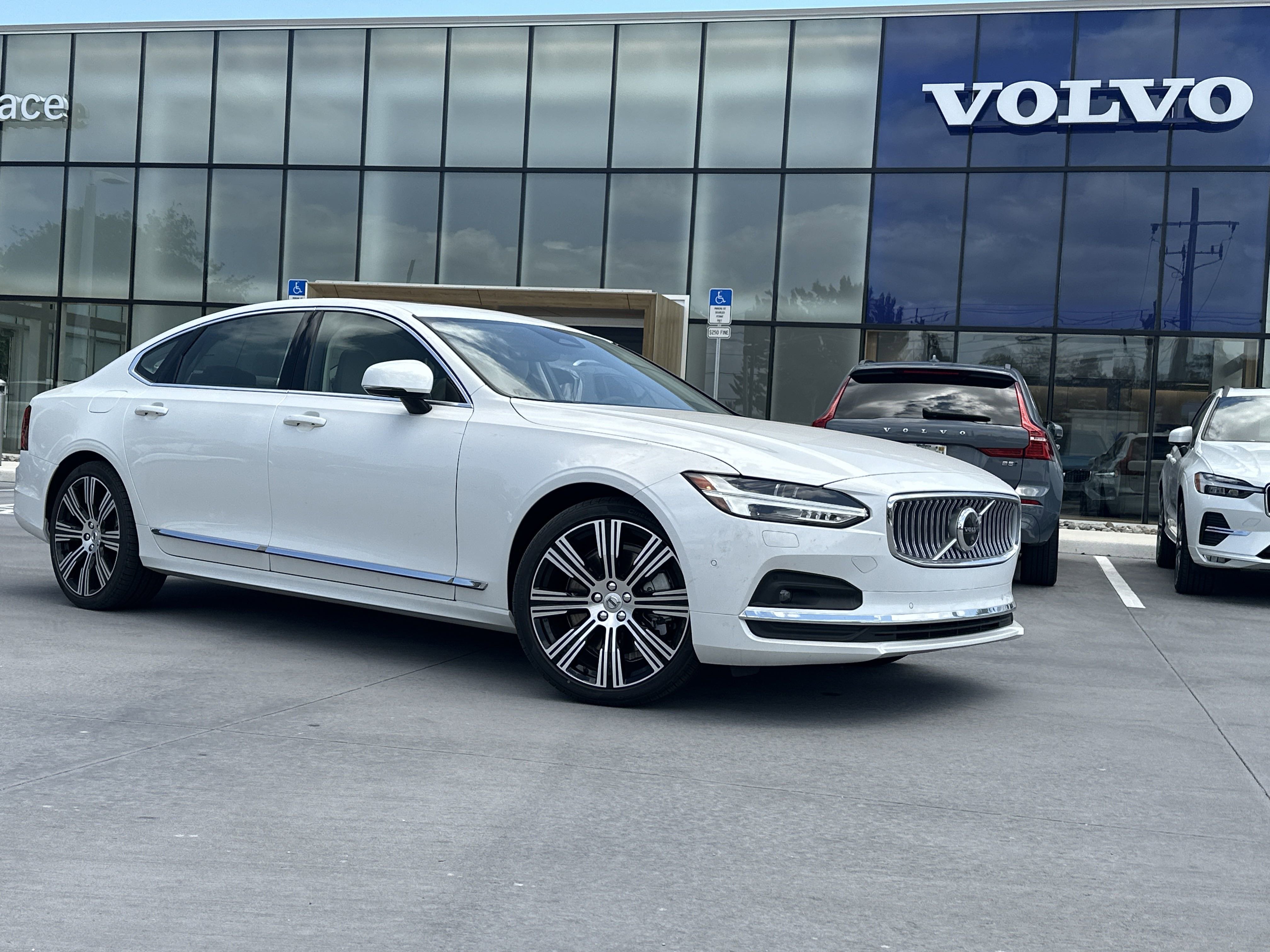 2025 Volvo S90 Plus