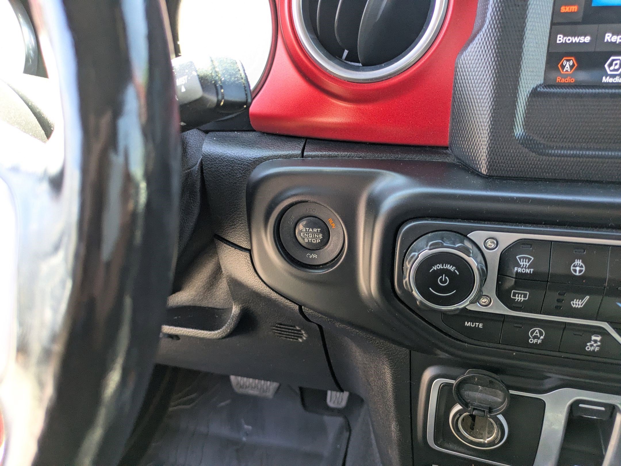 2018 Jeep Wrangler Rubicon photo 16