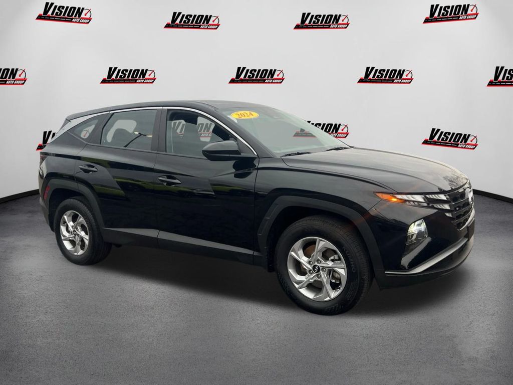 2024 Hyundai Tucson SE photo 3