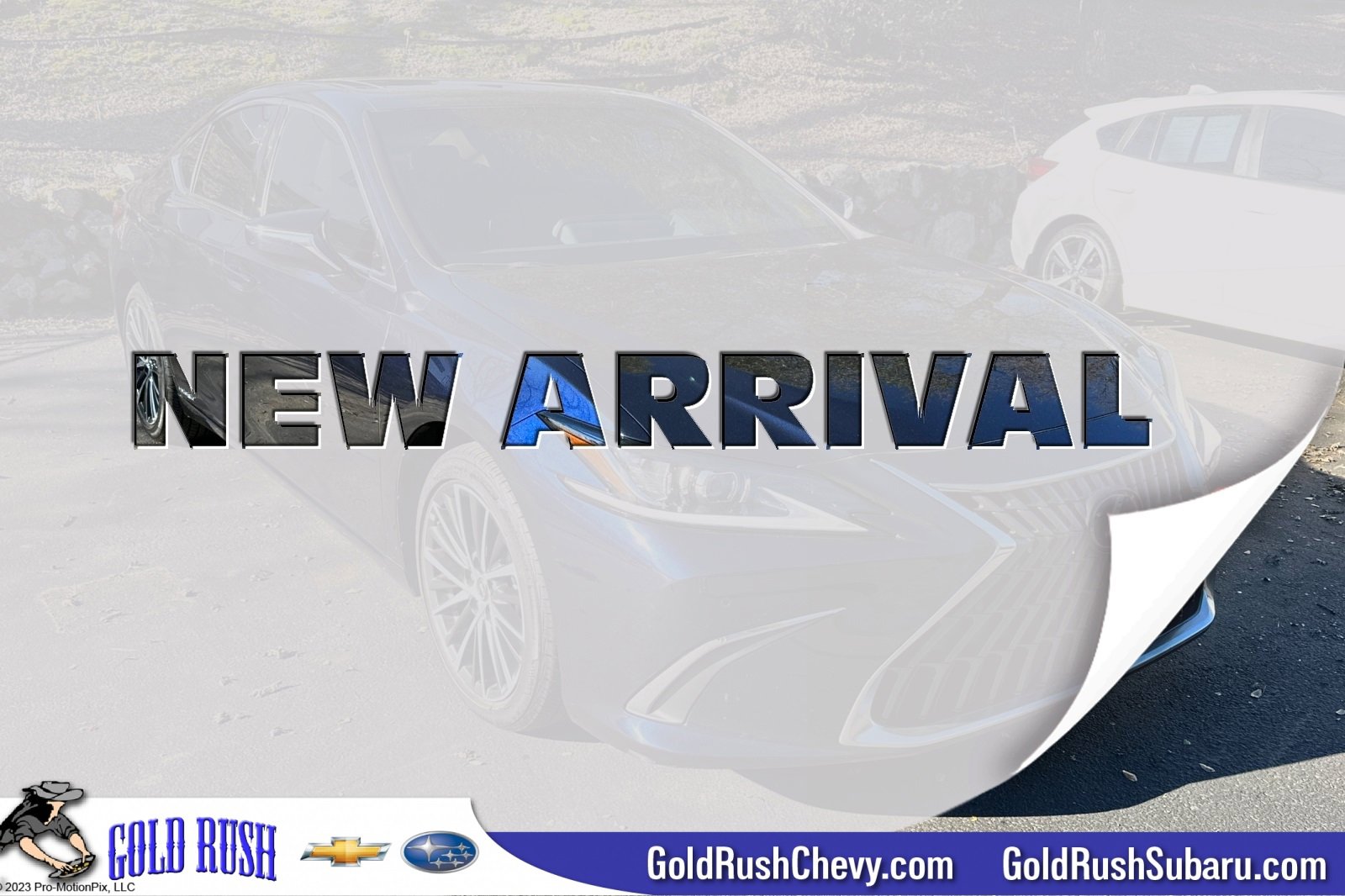 2022 Lexus ES Base's photo