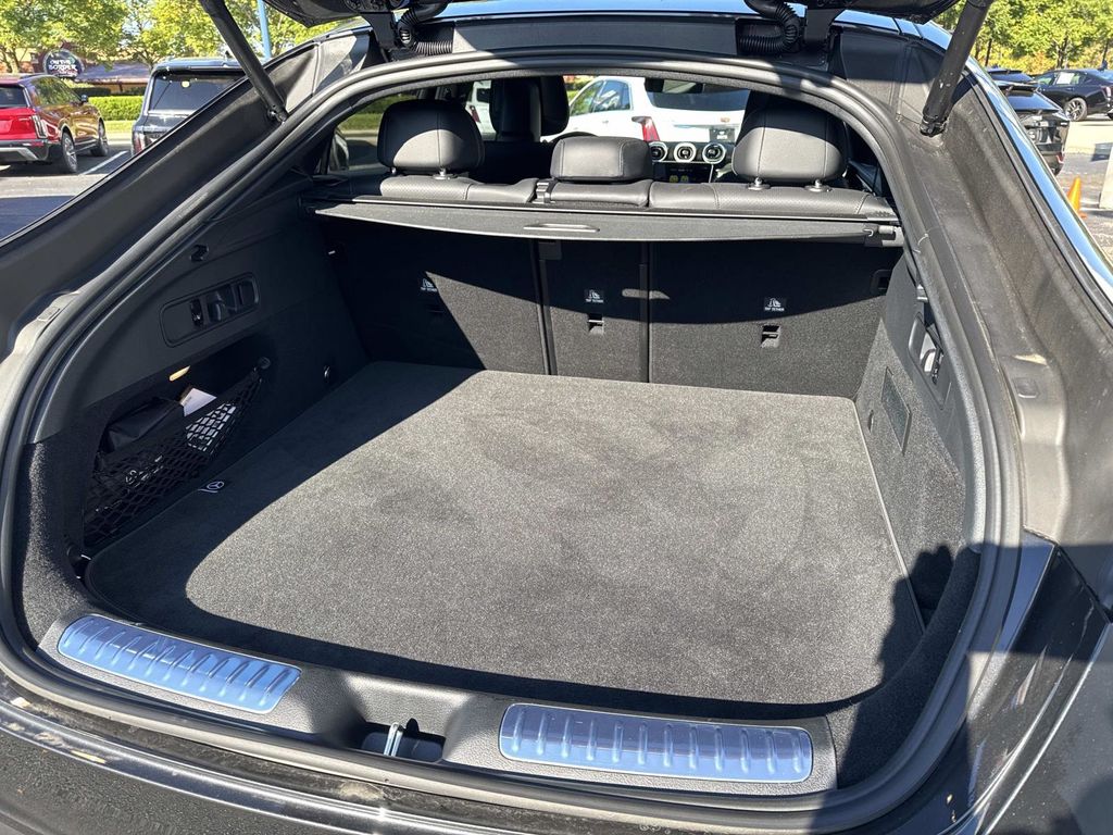 2025 Mercedes Benz GLC 300 Coupe 4MATIC photo 4