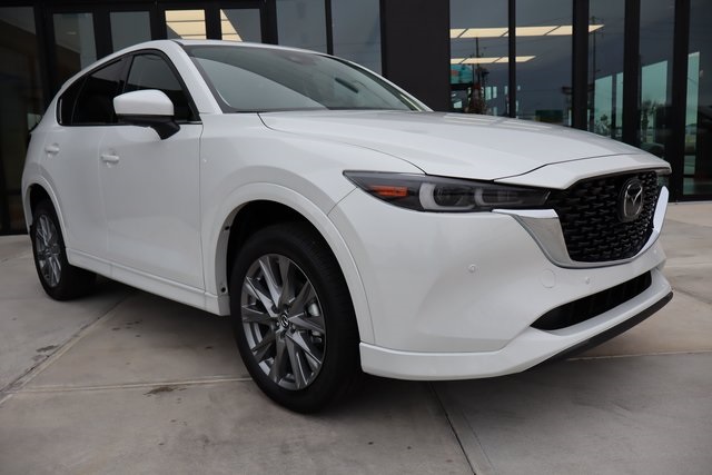 2025 Mazda CX-5 S Premium Plus package's photo