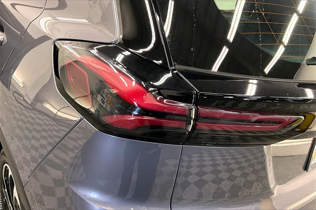 2022 Chevrolet Bolt EUV Premier photo 25