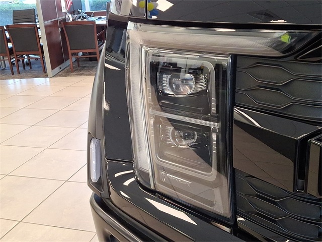 2023 Ford F-150 Raptor photo 8