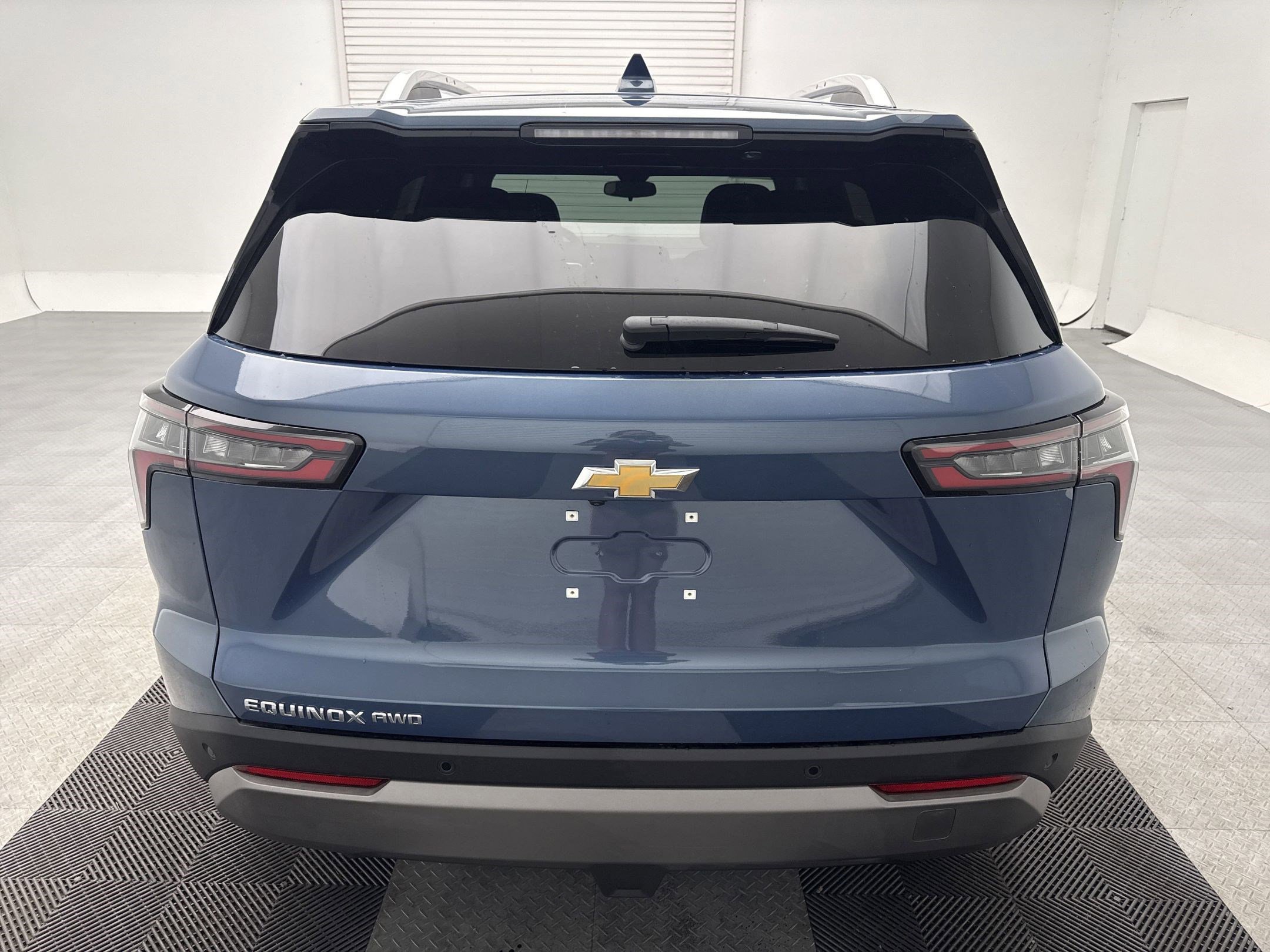 2026 Chevrolet Equinox LT photo 9