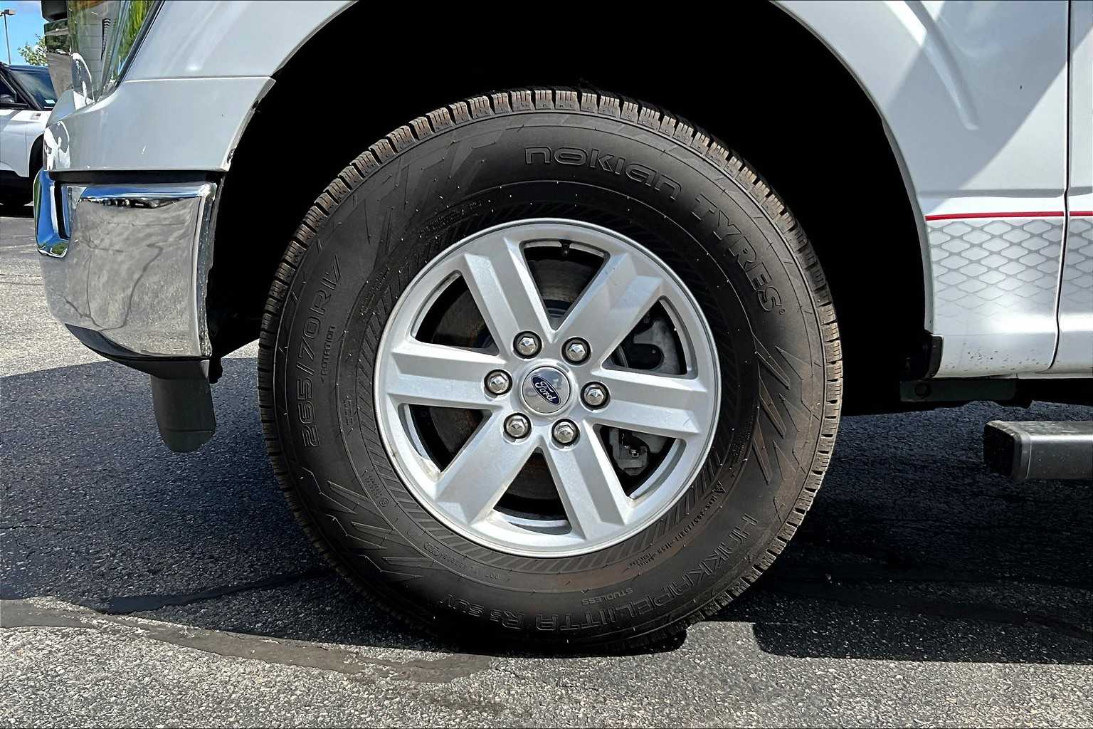 2021 Ford F-150 XLT photo 7