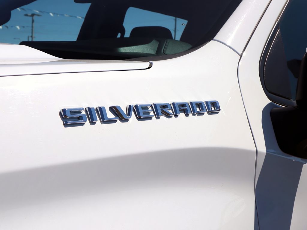 2023 Chevrolet Silverado 1500 LT photo 28