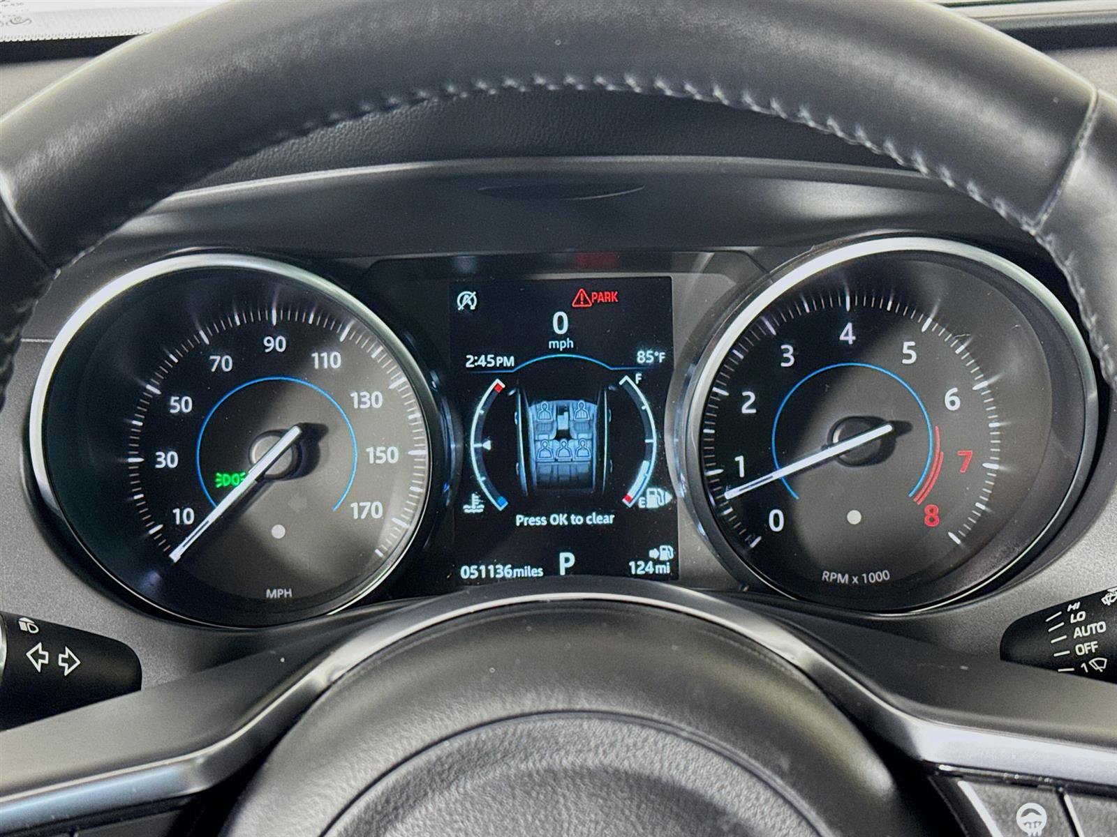 2018 Jaguar F-PACE Prestige photo 12