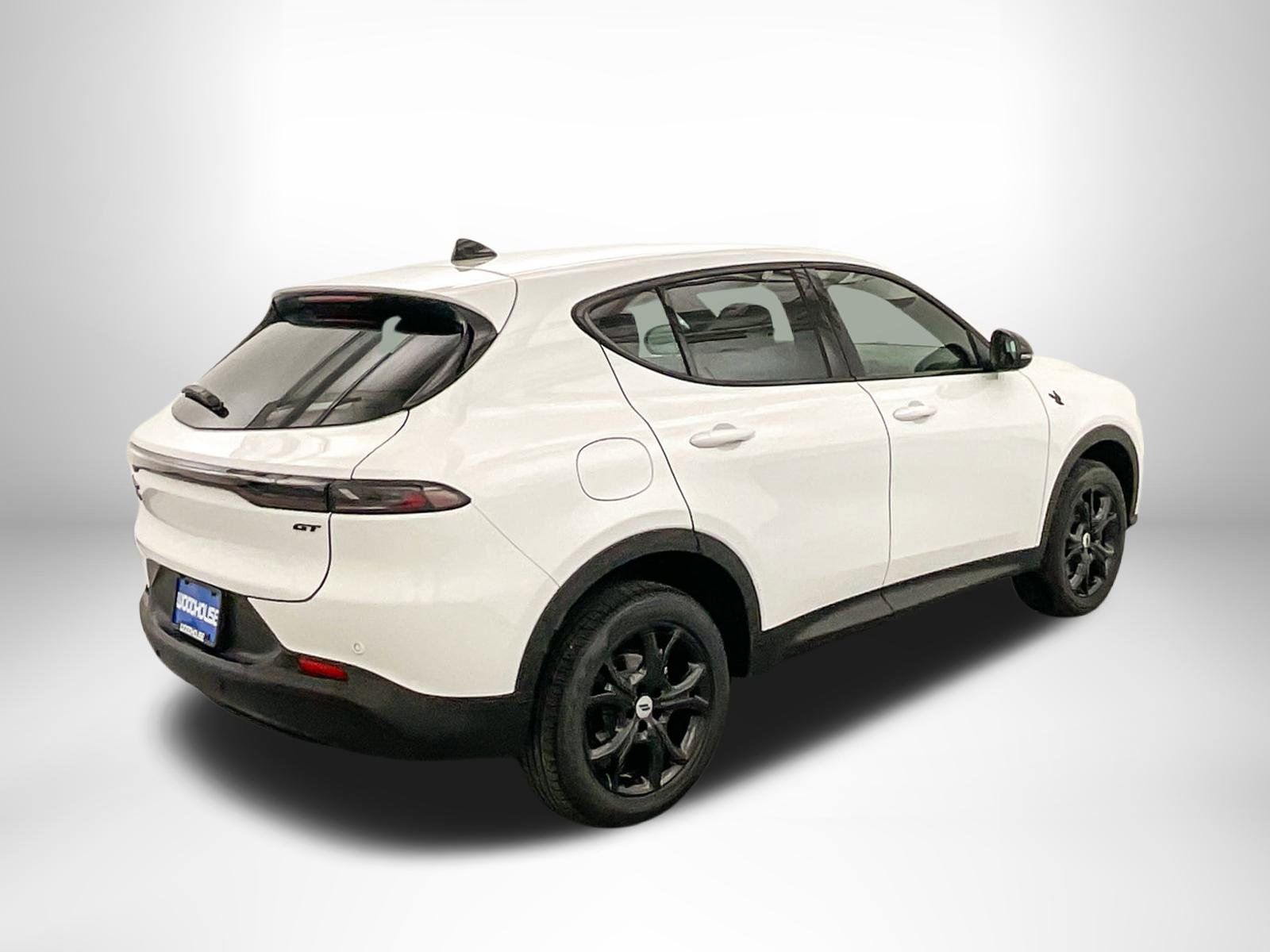 2024 Dodge Hornet GT photo 2