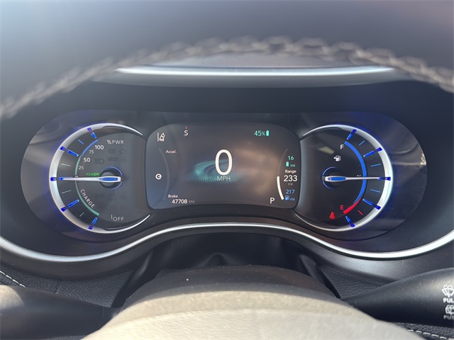 2024 Chrysler Pacifica Hybrid photo 20