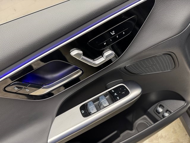 2025 Mercedes Benz GLC 350e 4MATIC photo 10