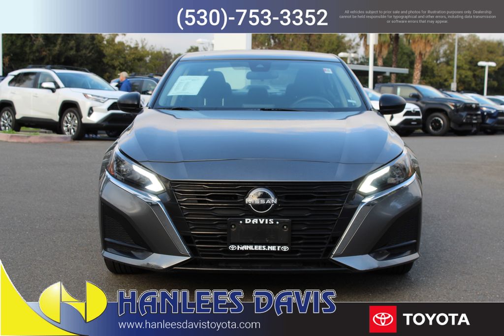 2024 Nissan Altima 2.5 SV photo 3