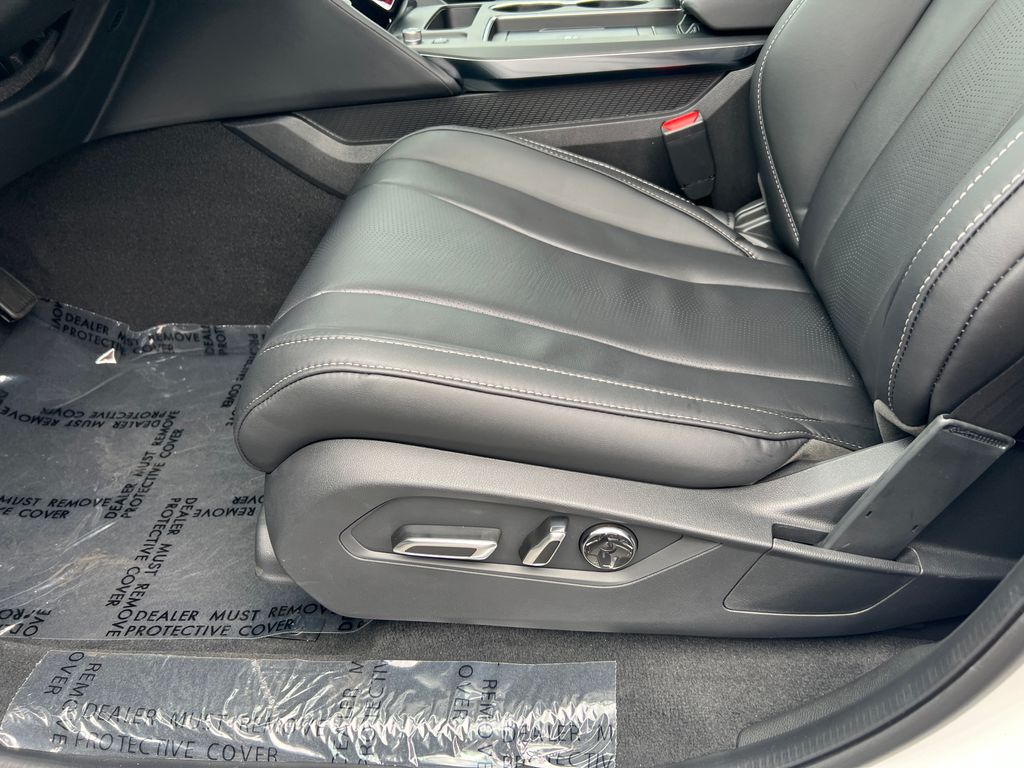 2026 Acura MDX SH-AWD Technology photo 14