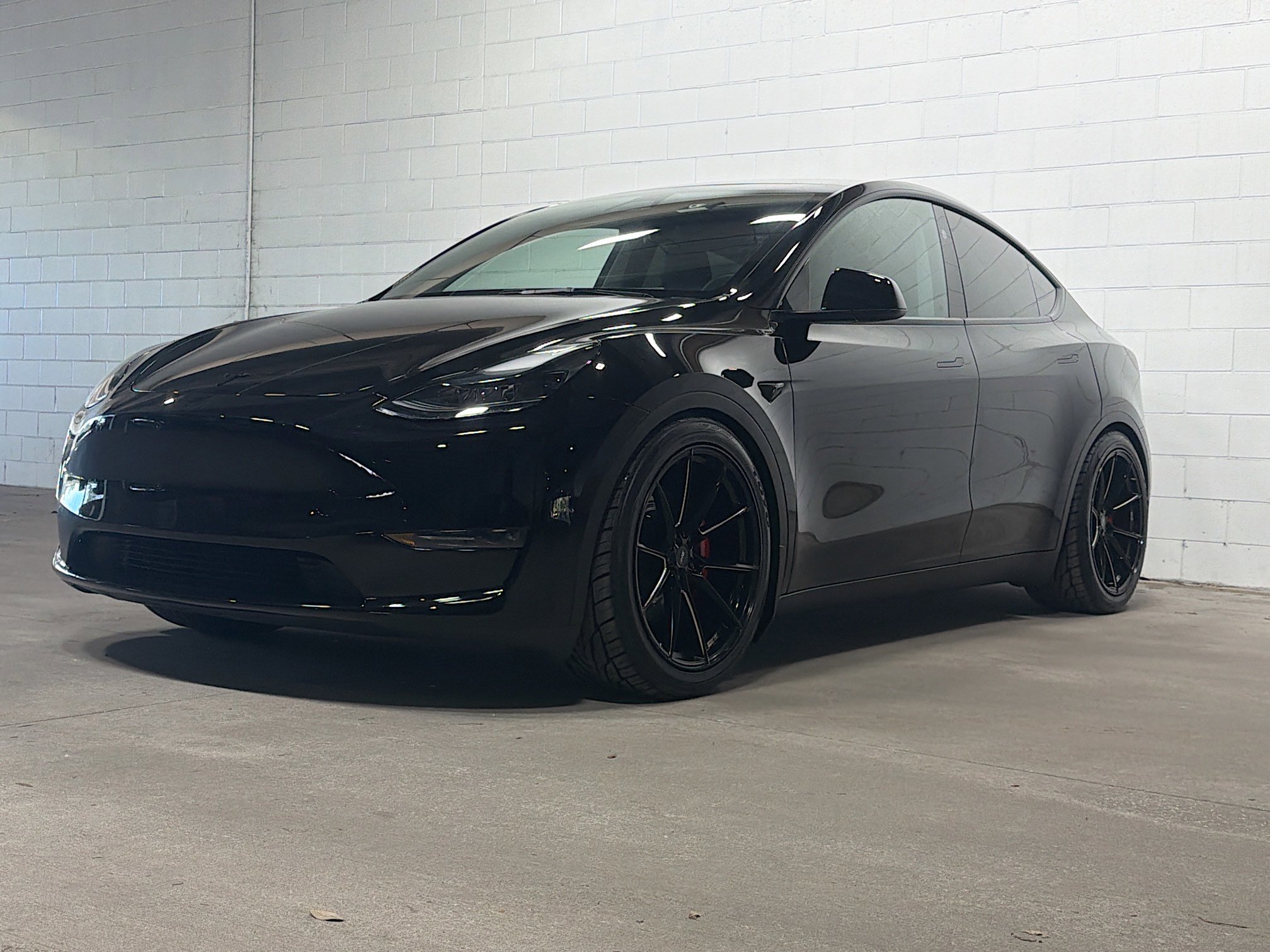 2024 Tesla Model Y Performance's photo
