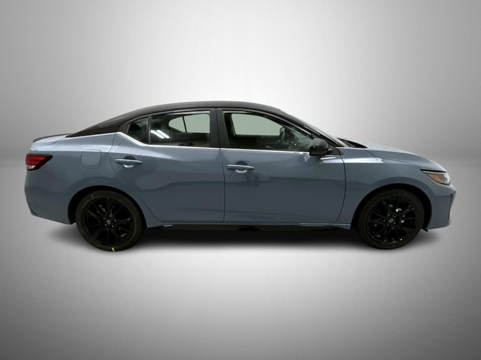 2025 Nissan Sentra SR Midnight Edition photo 4