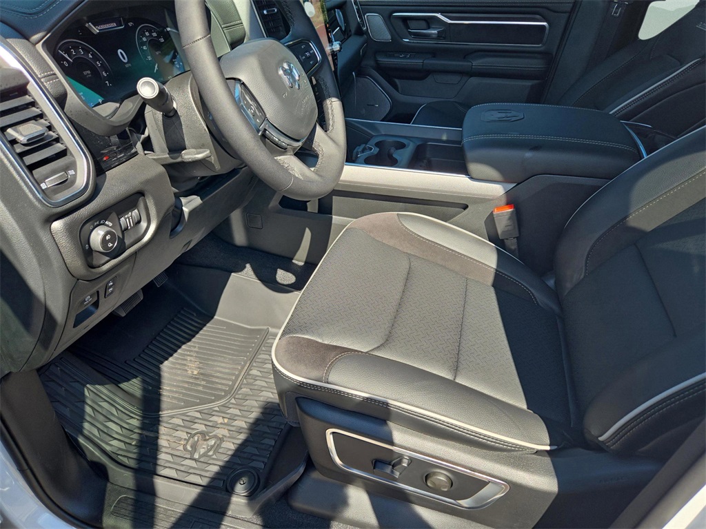2026 Ram 1500 Laramie photo 17