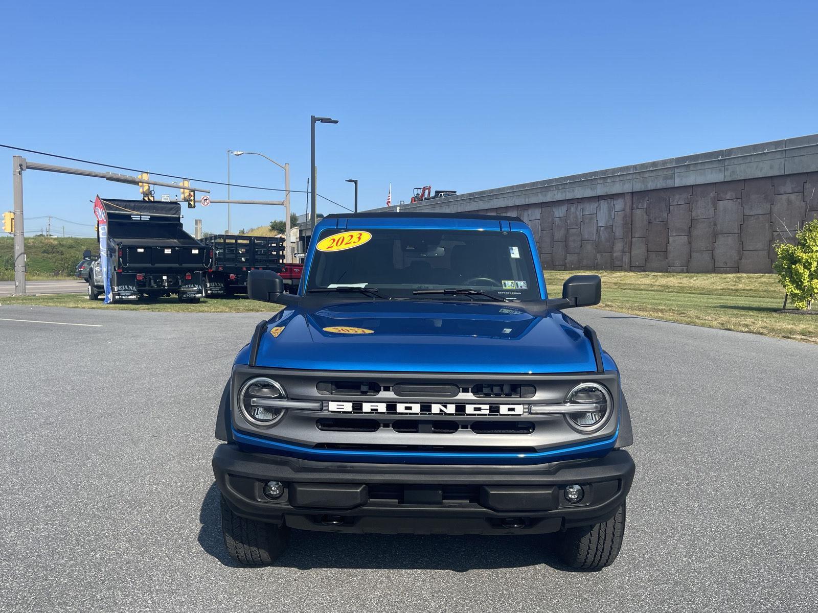2023 Ford Bronco Base Big Bend Black Diamond Outer Banks photo 2