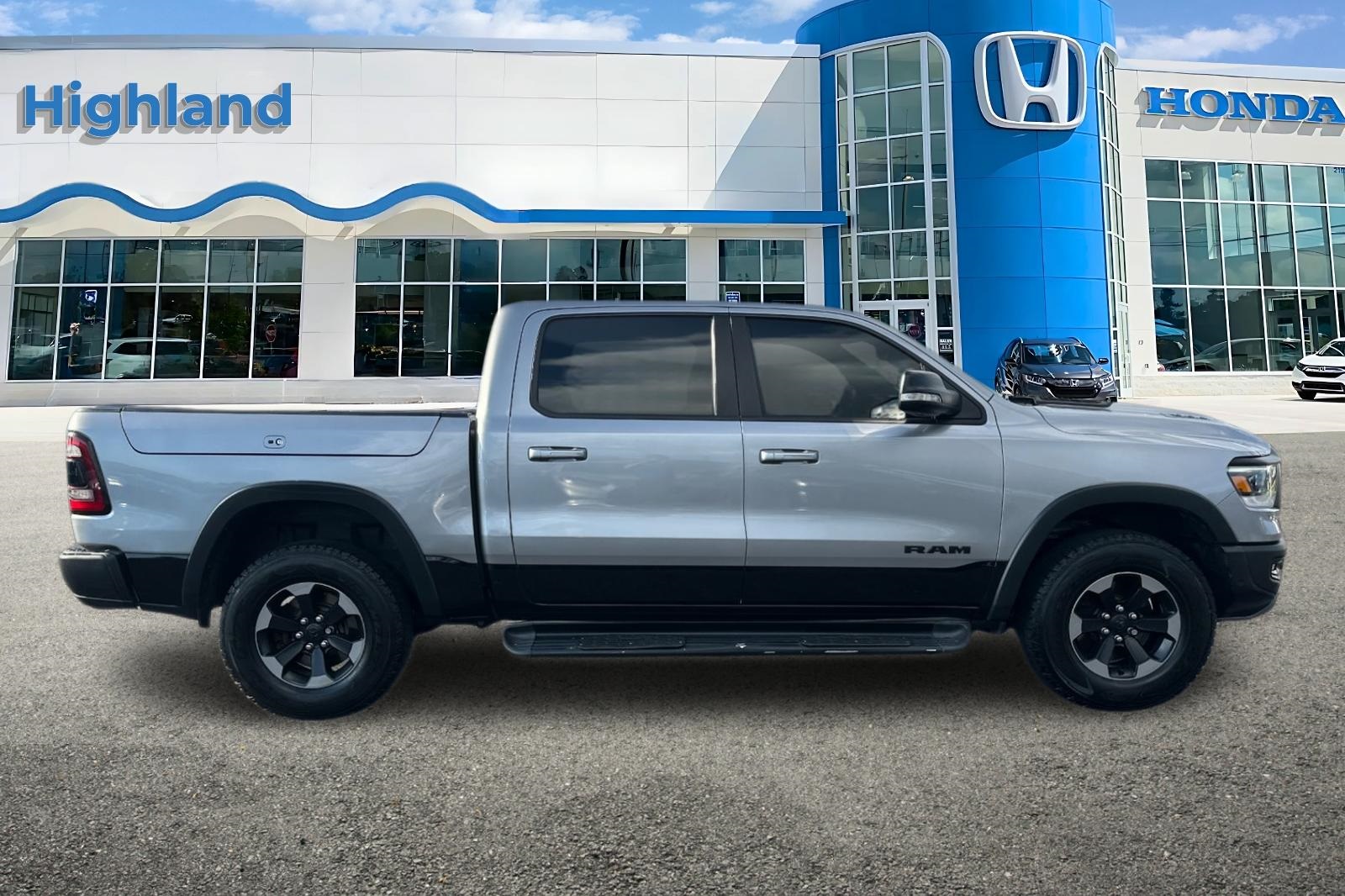 2020 Ram 1500 Rebel photo 6