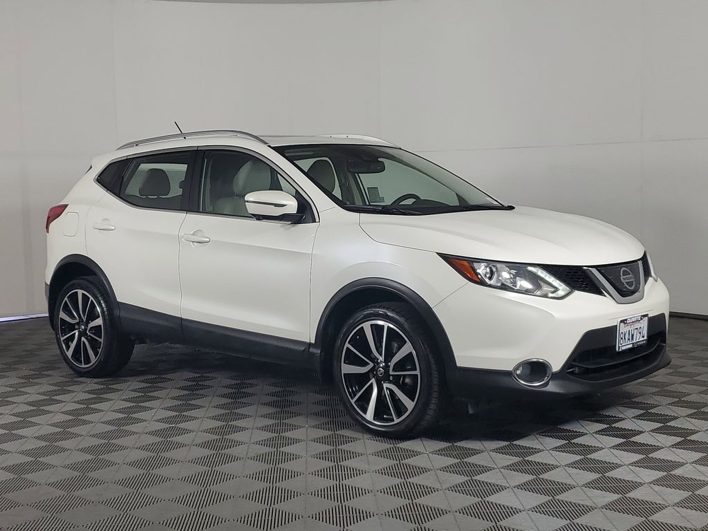 2019 Nissan Rogue Sport SL photo 2