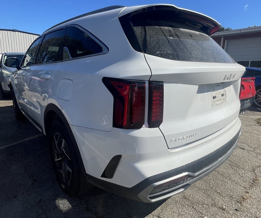 2023 Kia Sorento Hybrid EX photo 3