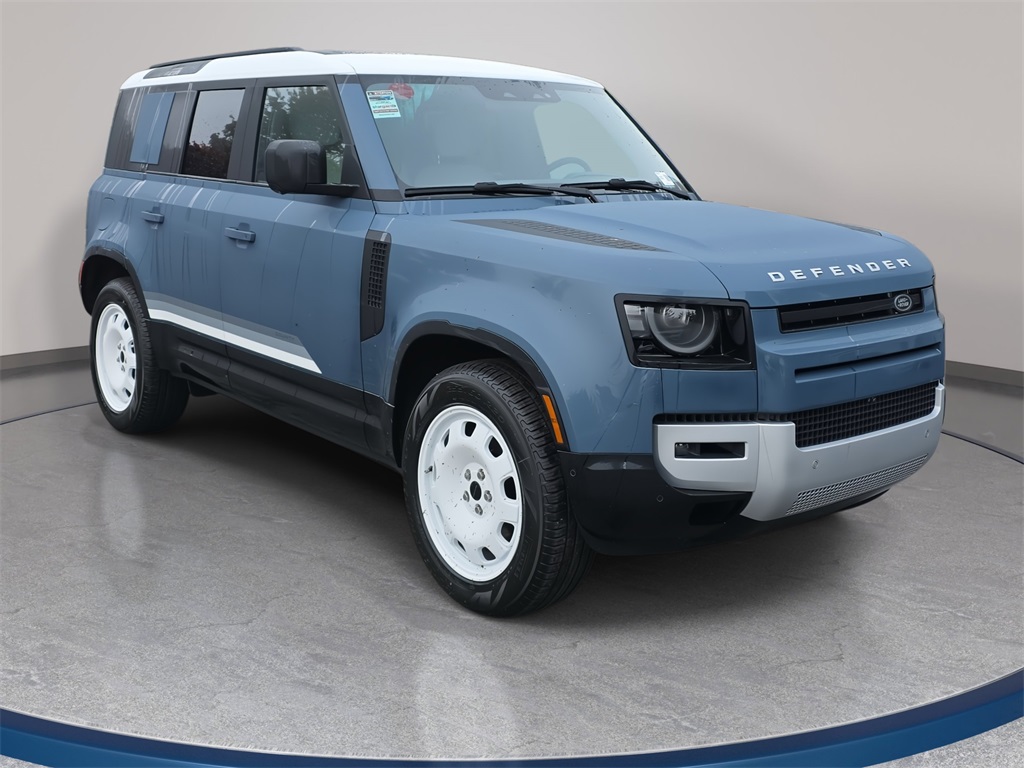 2026 Land Rover Defender 110 S photo 3