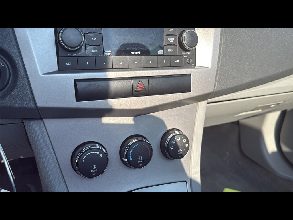 2008 Chrysler Sebring LX photo 18