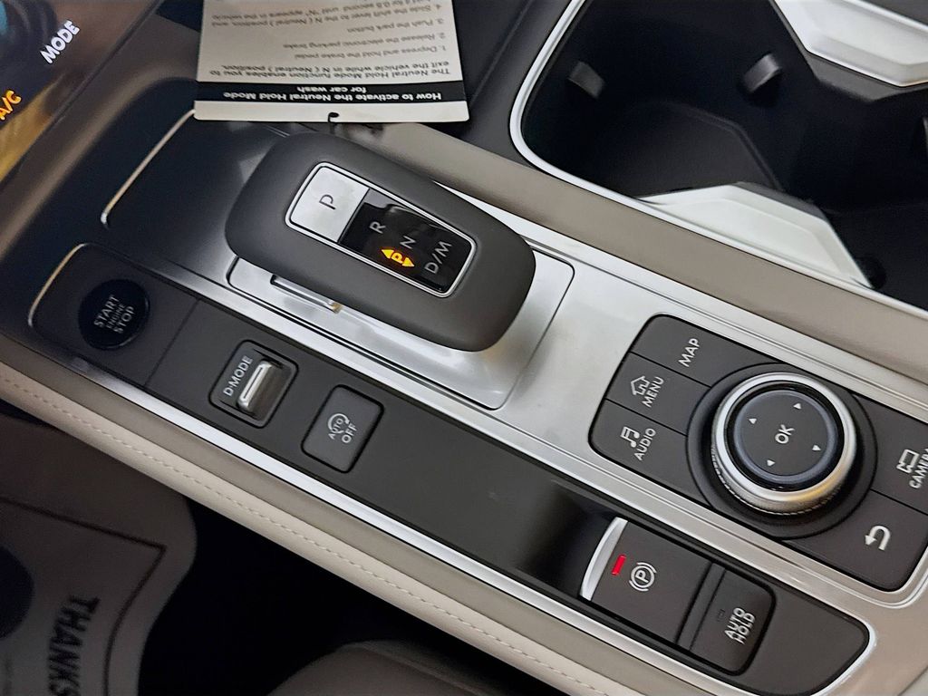2026 Infiniti QX60 Luxe photo 19