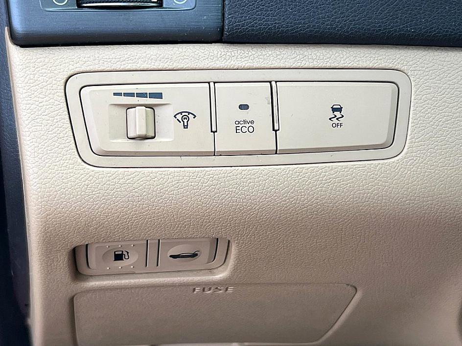2013 Hyundai Sonata GLS photo 16
