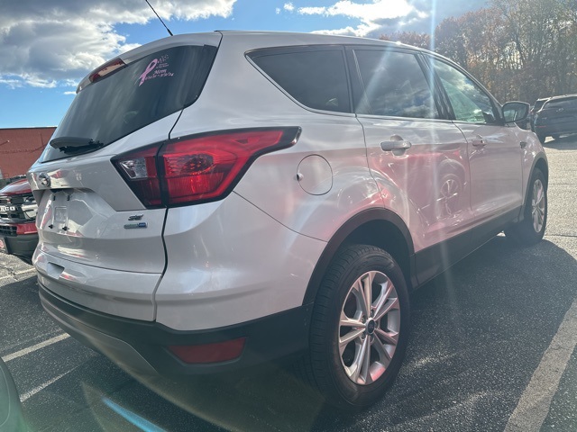 2019 Ford Escape SE photo 4