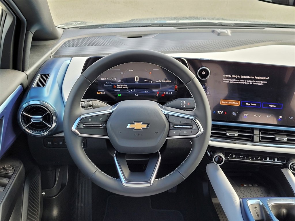 2026 Chevrolet Equinox EV 1LT photo 9
