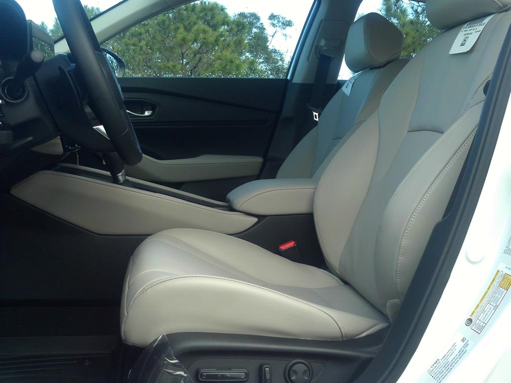 2025 Honda Accord Hybrid Touring photo 14