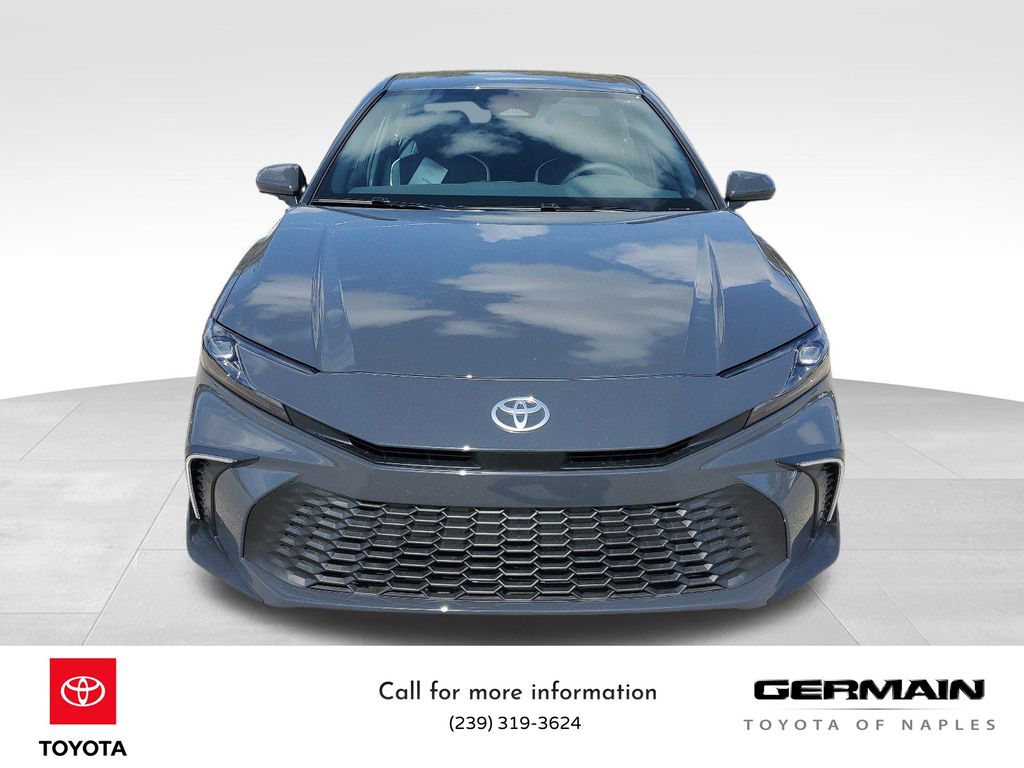 2025 Toyota Camry SE photo 2