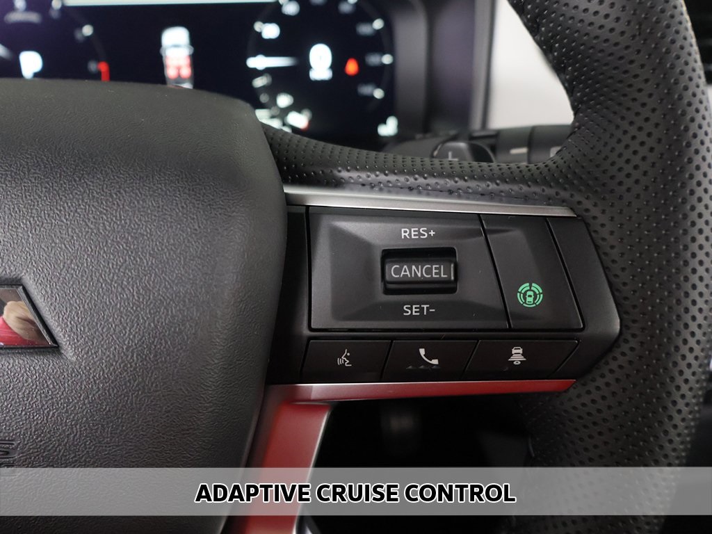 2025 Mitsubishi Outlander SEL photo 4