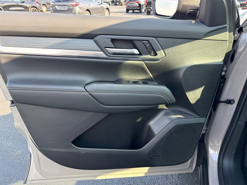 2026 Gmc Terrain Elevation Black Edition photo 12