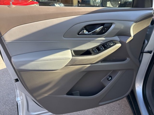2021 Chevrolet Traverse Cloth photo 18
