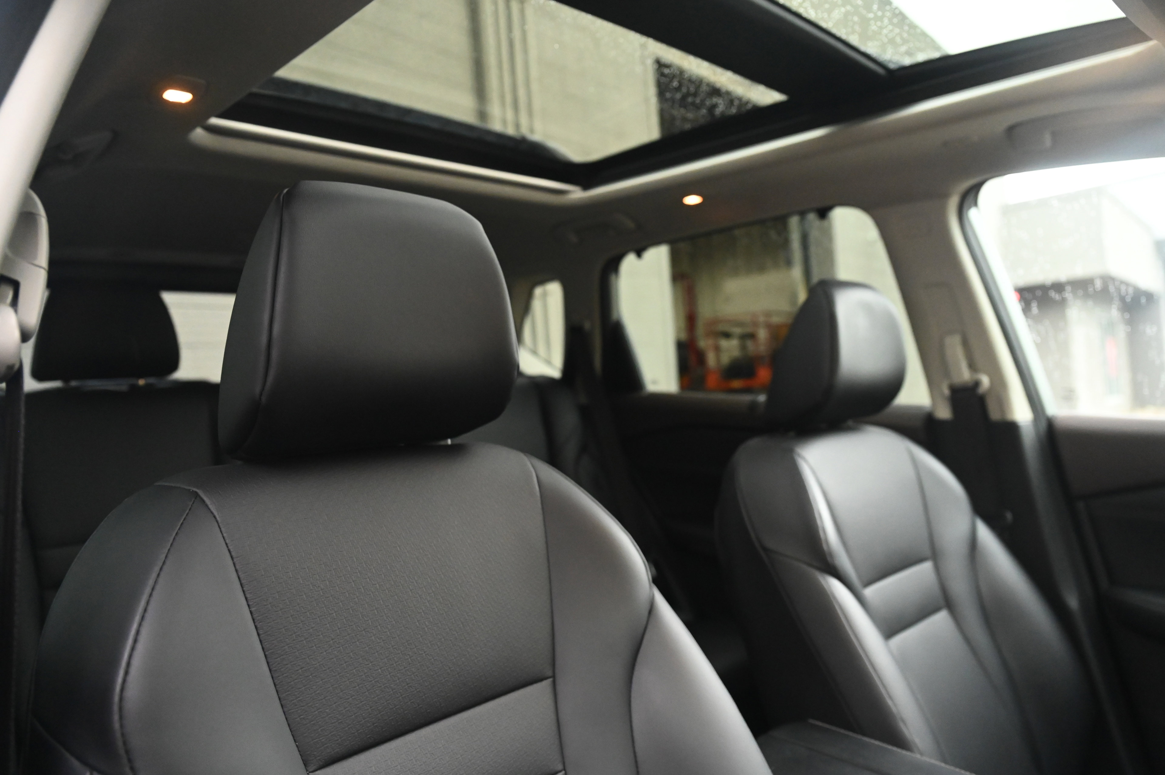 2023 Nissan Rogue SV photo 26