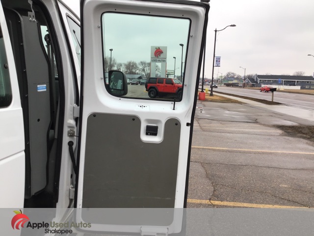 2013 Ford E-250 photo 11