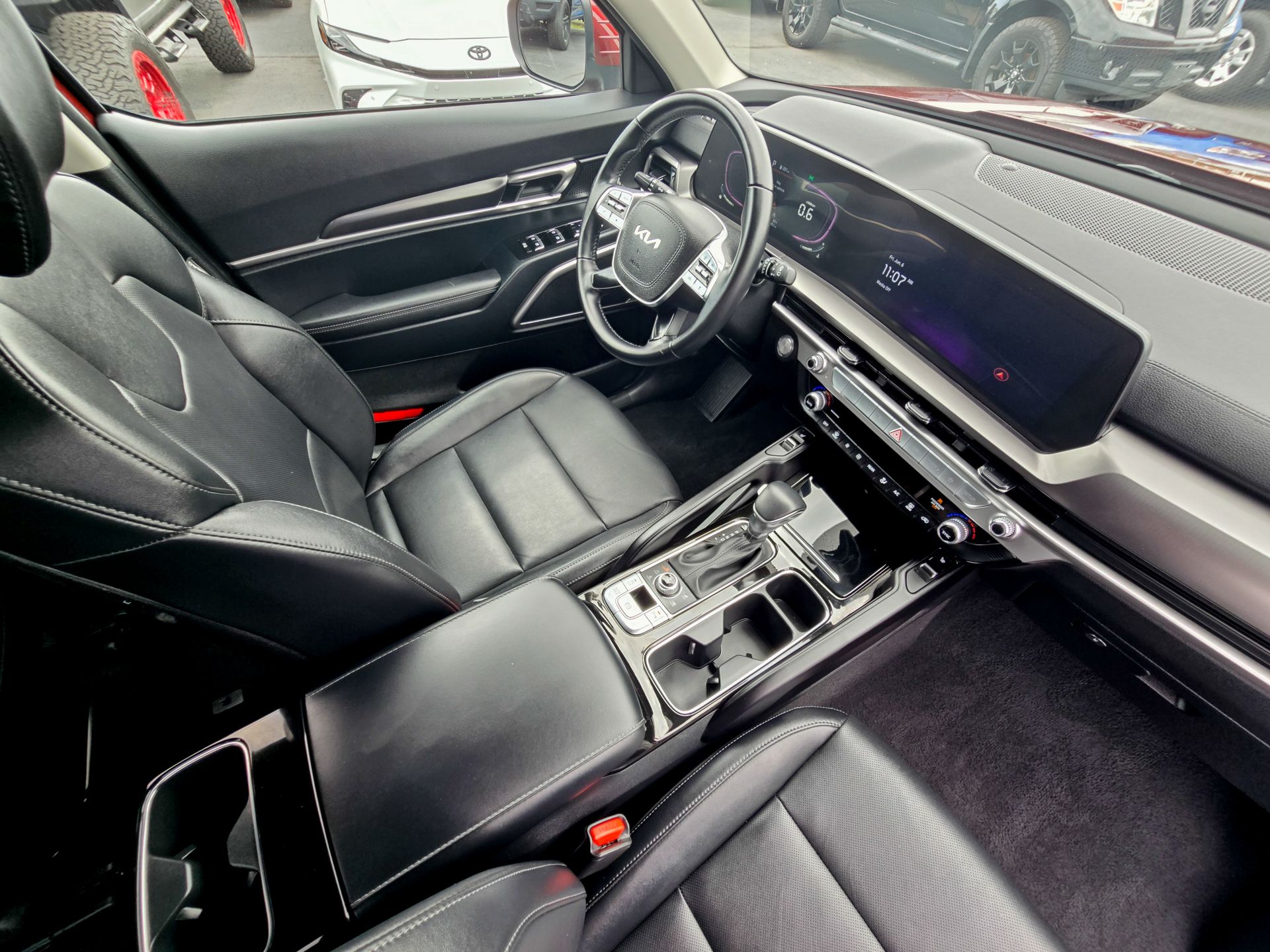 2024 Kia Telluride S photo 10