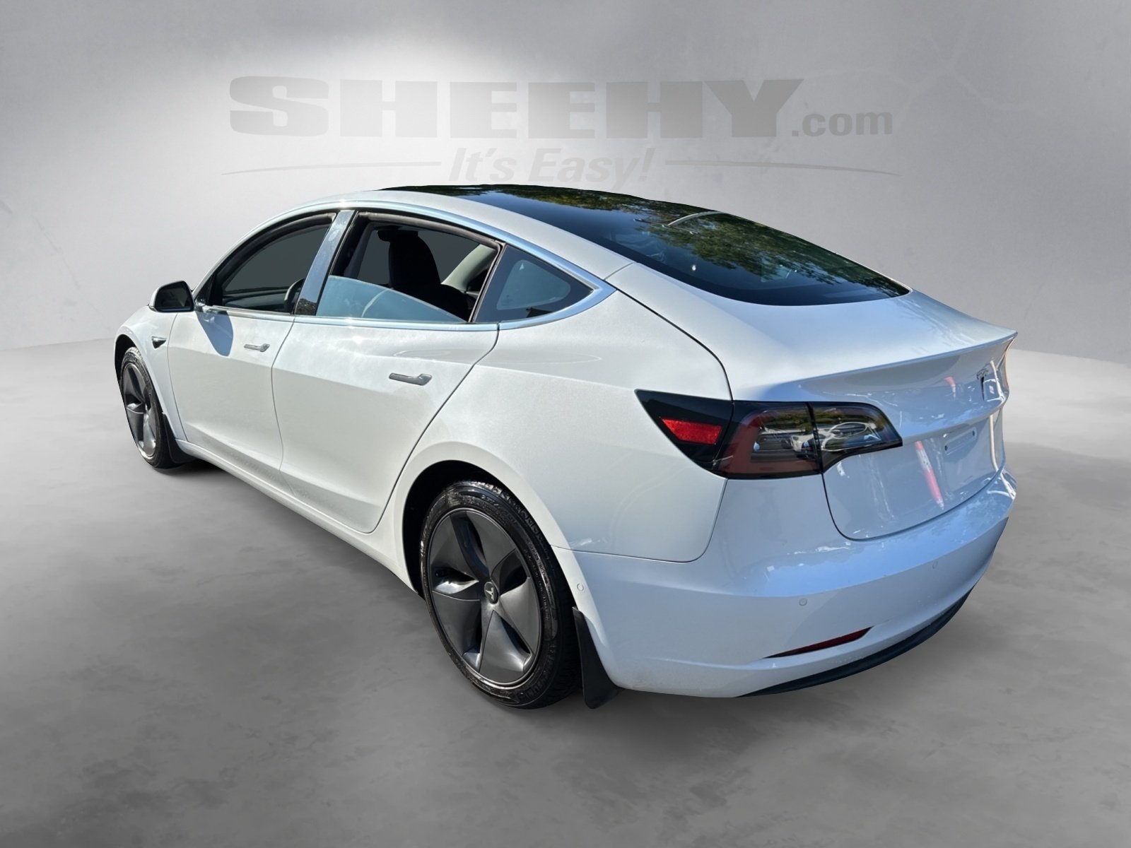 2019 Tesla Model 3 Standard Range Plus photo 13