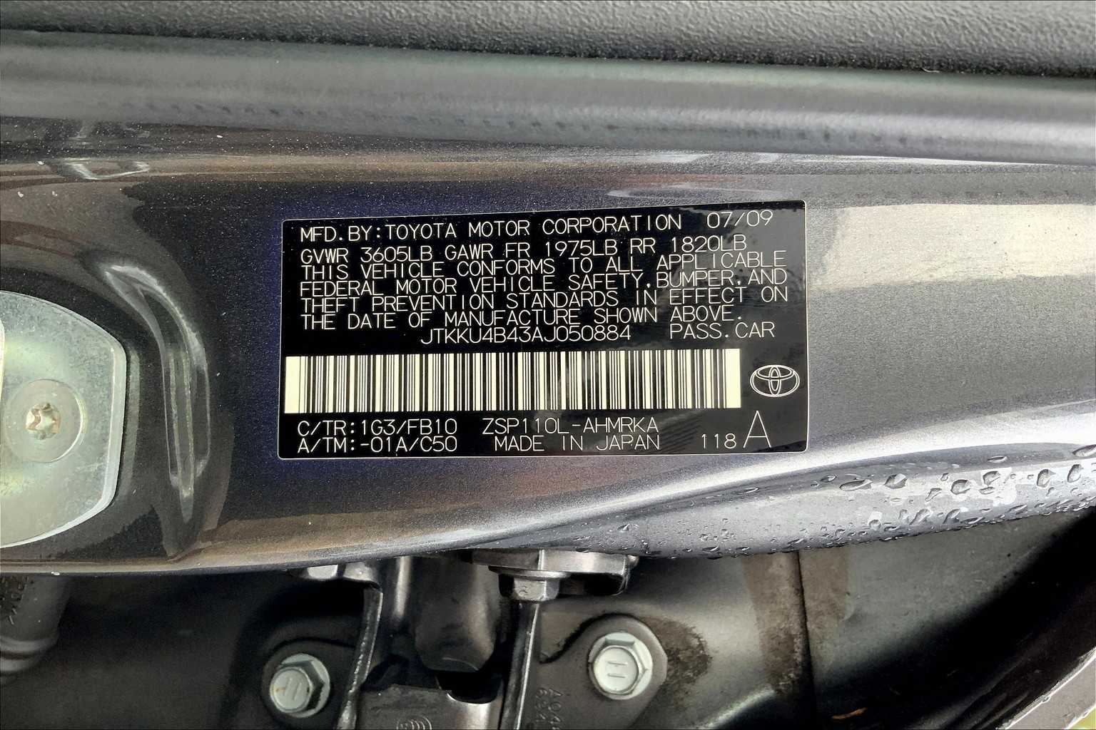 2010 Scion xD photo 25
