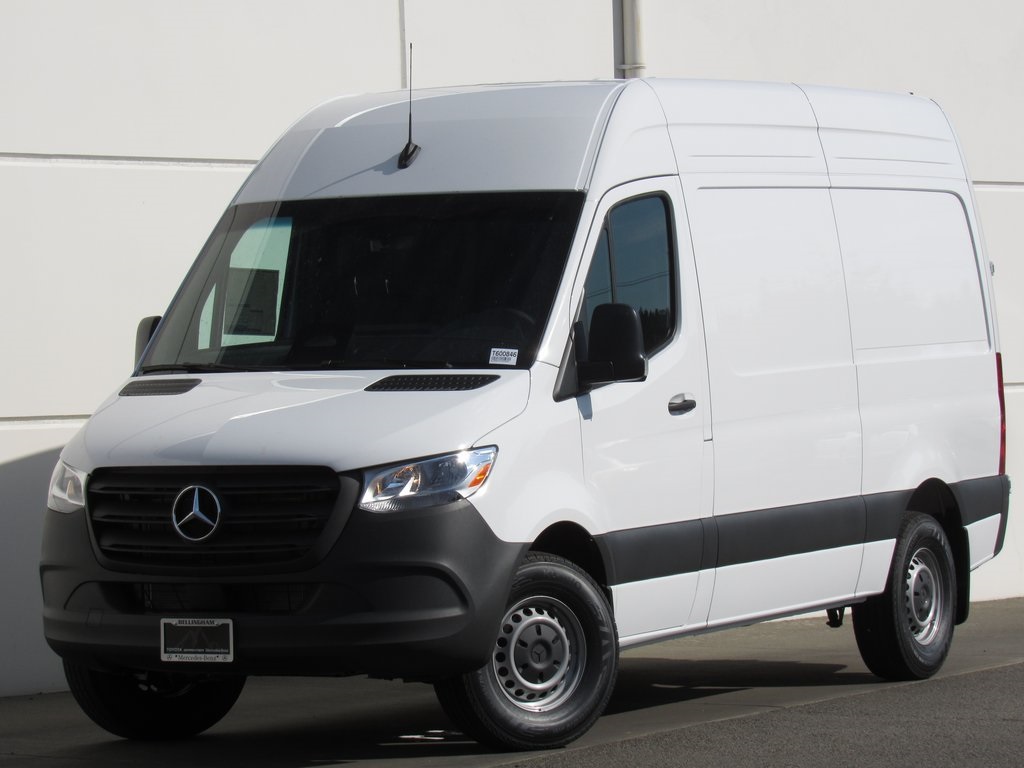 2026 Mercedes-Benz Sprinter Cargo Van Base's photo