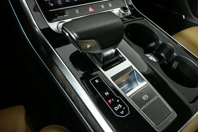 2019 Audi Q8 line Prestige photo 15