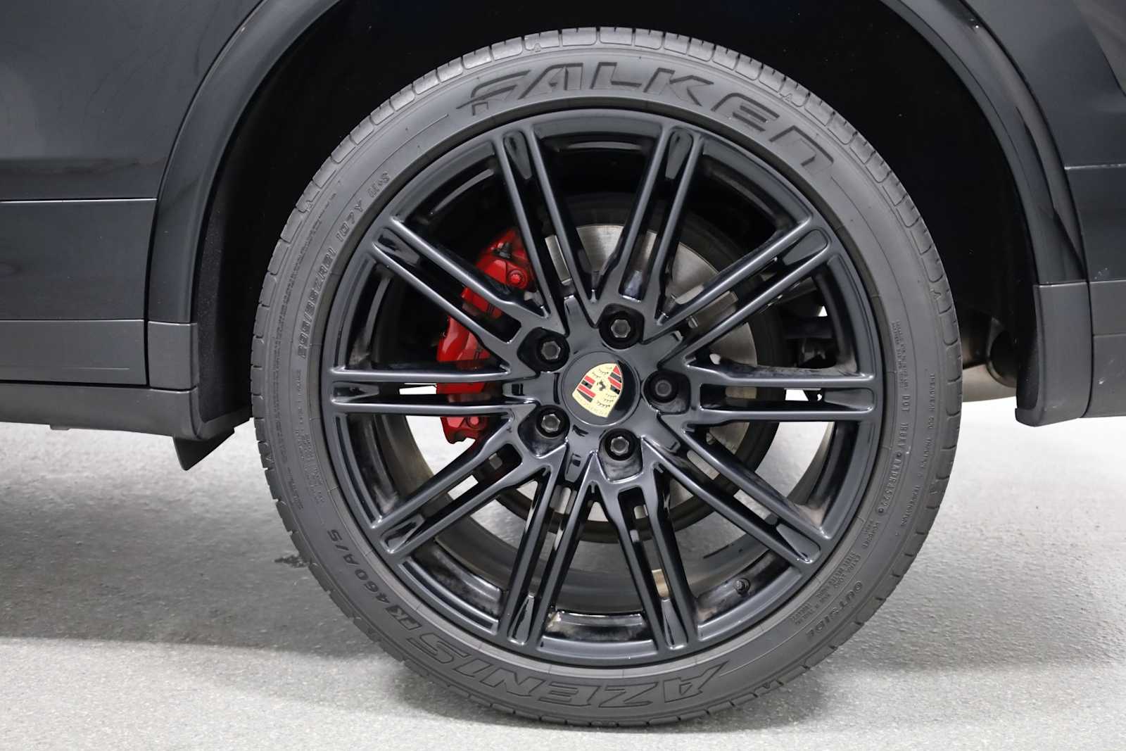 2018 Porsche Cayenne Platinum Edition photo 36