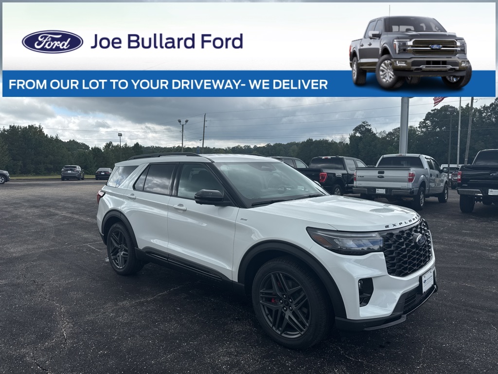 2025 Ford Explorer ST-LINE's photo