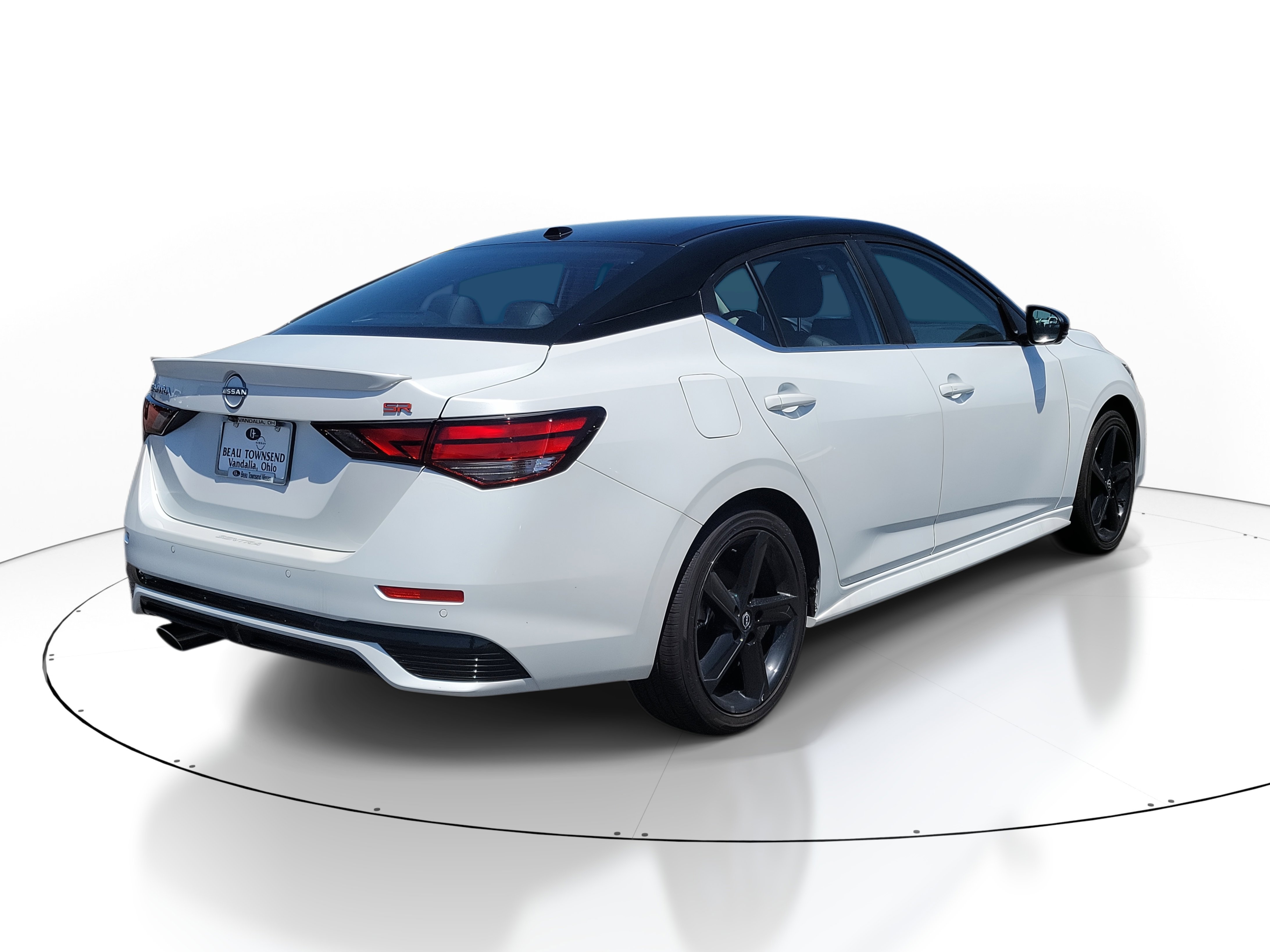 2025 Nissan Sentra SR photo 4
