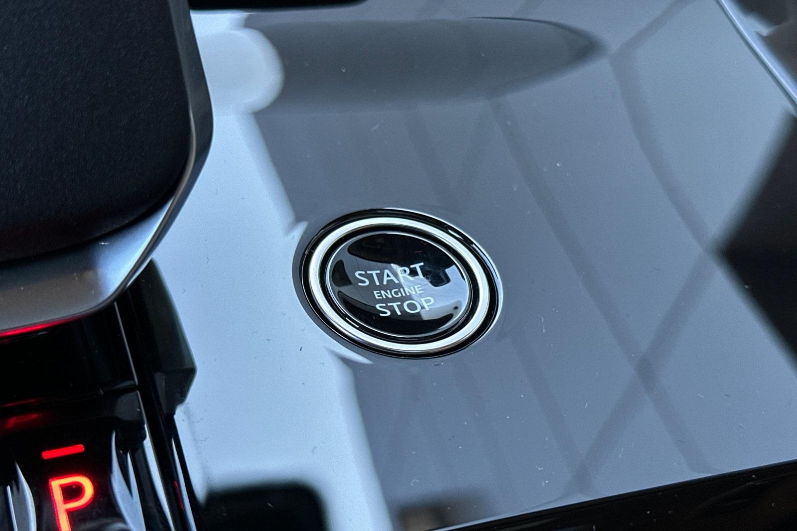 2025 Land Rover Range Rover Sport SE photo 22