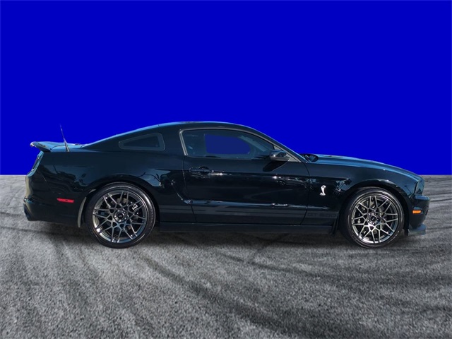 2013 Ford GT Shelby GT500 photo 2