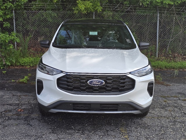 2025 Ford Escape ST-Line photo 3